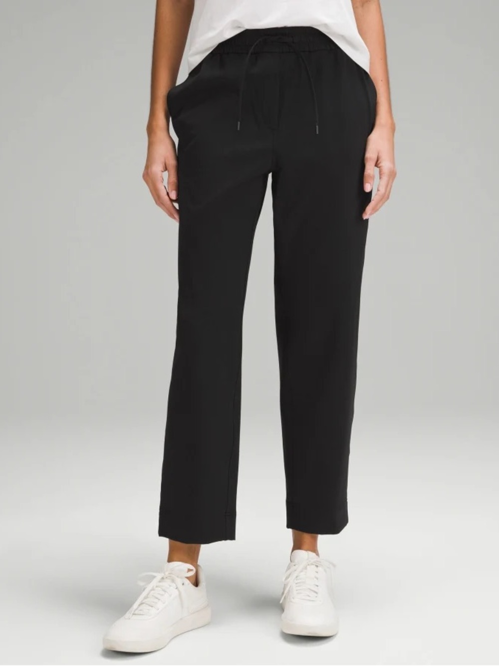 Lululemon Tapered-Leg Mid-Rise 7/8 Pant Luxtreme Black Small Sold Out